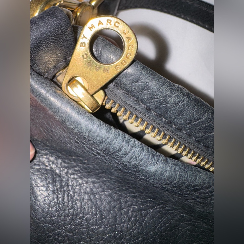 Marc by Marc Jacobs QPercy Black Leather Handbag with Gold Hardware - Picture 12 of 16